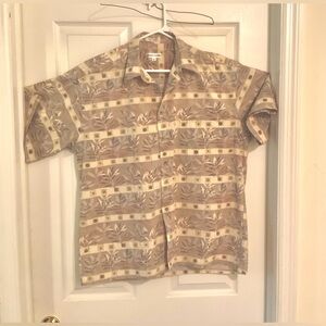 VINTAGE PIERRE CARDIN FLORAL,HAWAIIAN SHIRT.